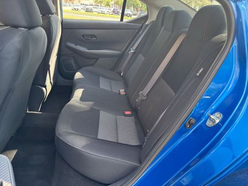 Used 2025 Nissan Sentra SV image 21