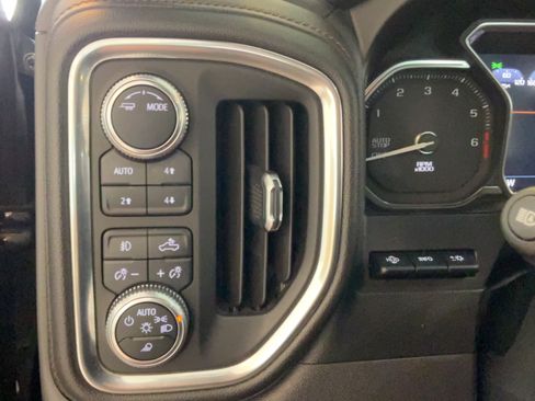 Used 2020 GMC Sierra 1500 AT4 w/ AT4 Premium Package AWD/4WD image 26