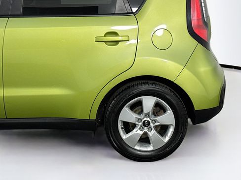 Used 2018 Kia Soul image 38