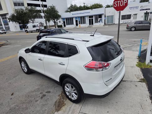 Used 2016 Nissan Rogue SV AWD/4WD image 11