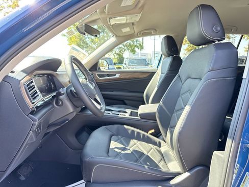 New 2026 Volkswagen Atlas SE image 11