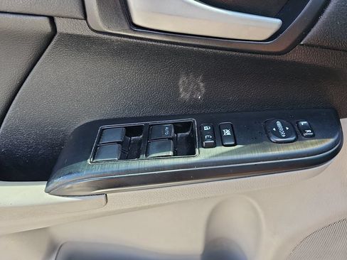 Used 2014 Toyota Camry LE FWD image 26