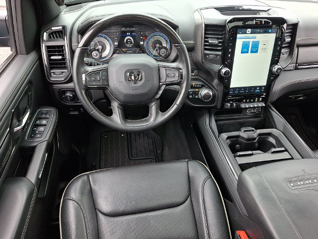Used 2022 RAM 1500 Limited w/ Body Color Bumper Group AWD/4WD image 11