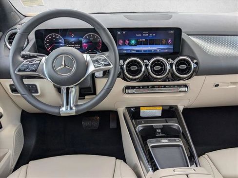 Certified 2026 Mercedes-Benz GLA 250 image 29