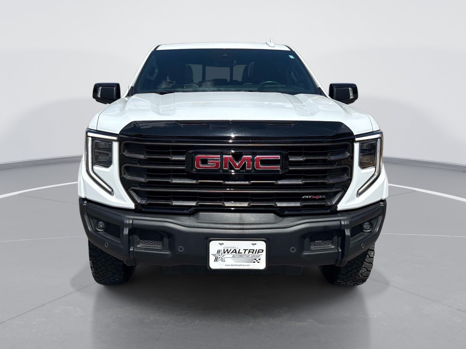 Used 2023 GMC Sierra 1500 AT4X AWD/4WD image 2