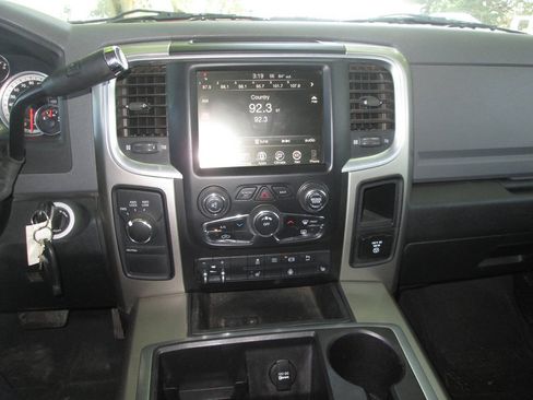 Used 2015 RAM 2500 Big Horn AWD/4WD image 20
