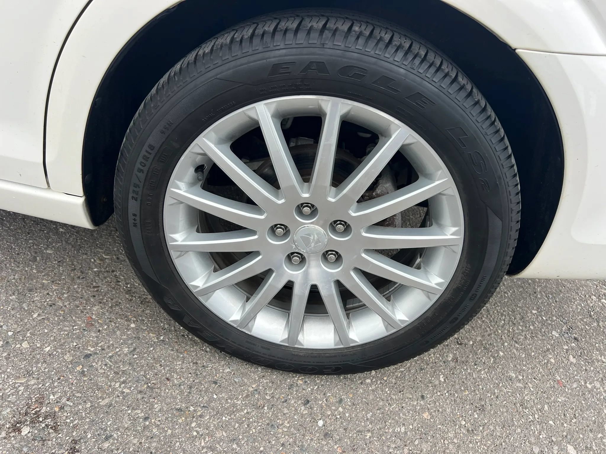 Used 2007 Saturn Aura XR w/ Premium Trim Pkg FWD image 10