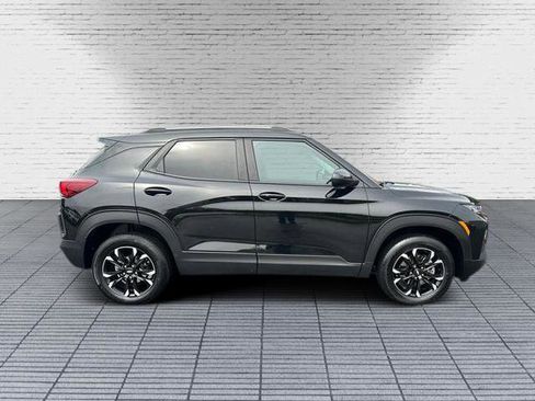 Used 2023 Chevrolet TrailBlazer LT w/ Convenience Package image 8