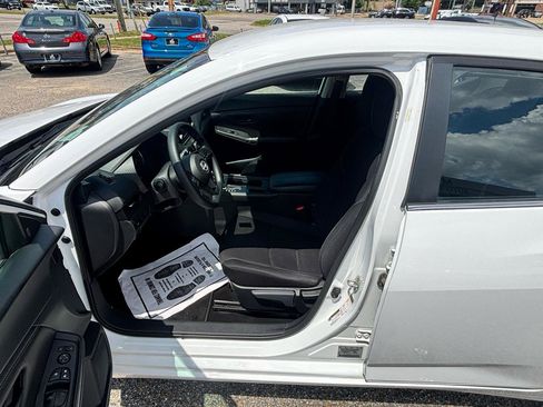 Used 2024 Nissan Sentra S FWD image 52