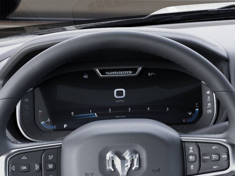 New 2025 RAM 3500 Laramie AWD/4WD image 18