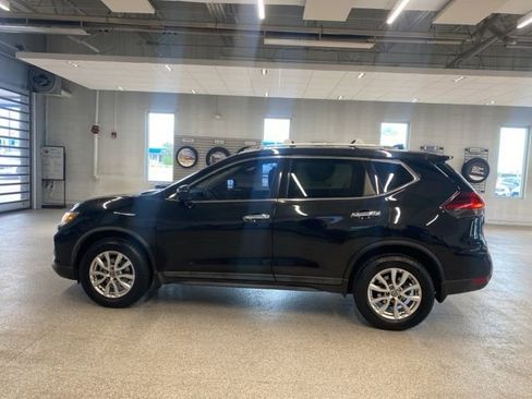 Used 2020 Nissan Rogue SV AWD/4WD image 11