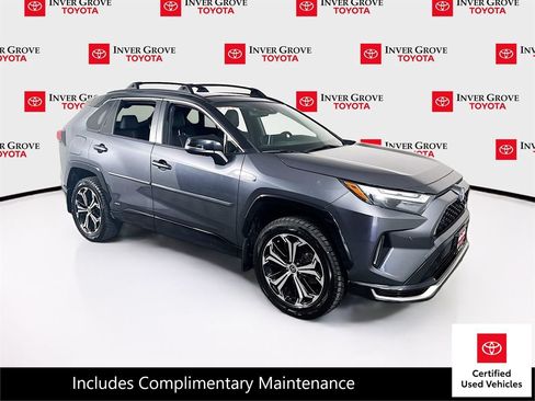 Certified 2022 Toyota RAV4 XSE w/ Premium Package AWD/4WD image 3