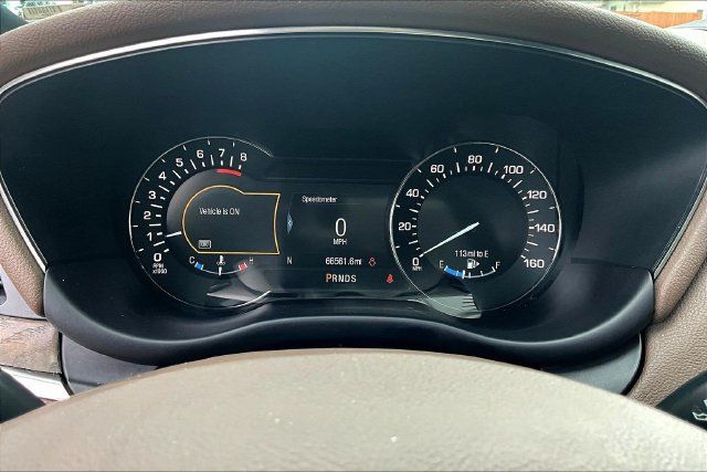 Used 2017 Lincoln MKC Reserve w/ Lincoln MKC Climate Package AWD/4WD image 13