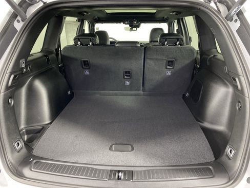 New 2026 Jeep Grand Cherokee Limited image 30