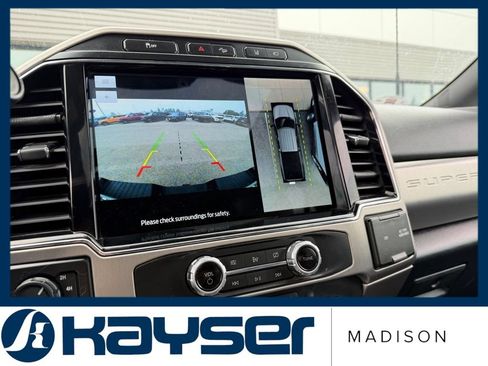 Used 2022 Ford F350 Platinum AWD/4WD image 3