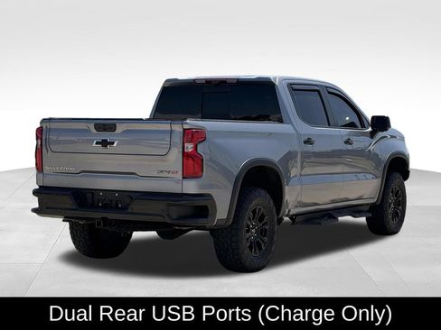 Used 2023 Chevrolet Silverado 1500 ZR2 w/ Technology Package AWD/4WD image 10