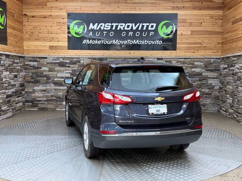 Used 2018 Chevrolet Equinox LS AWD/4WD image 18