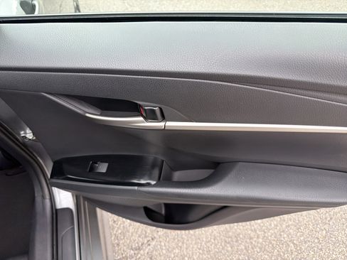Certified 2025 Toyota Camry SE FWD image 28