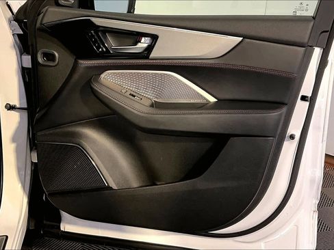 Used 2024 Acura MDX A-Spec image 22