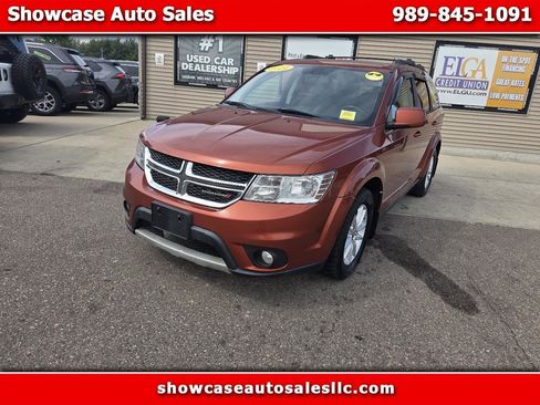 Used 2014 Dodge Journey SXT image 1