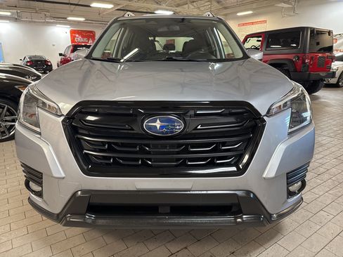 Used 2022 Subaru Forester Premium AWD/4WD image 6