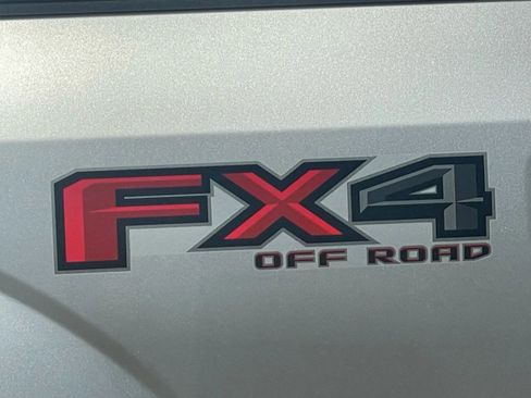 Used 2019 Ford F150 XLT w/ Equipment Group 302A Luxury image 6