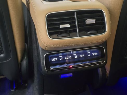New 2026 Mercedes-Benz GLS 450 4MATIC image 18