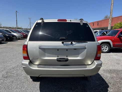 Used 2004 Jeep Grand Cherokee Laredo w/ Cold Weather Group image 5