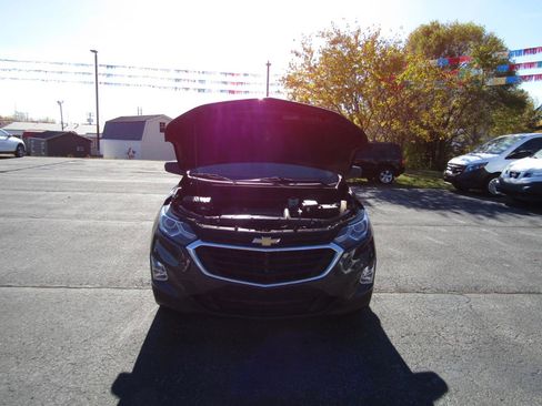 Used 2018 Chevrolet Equinox LS FWD image 28