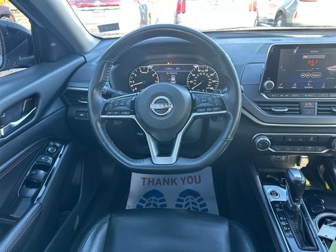 Used 2023 Nissan Altima 2.5 SR image 18