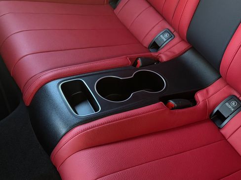 Used 2024 Mercedes-Benz CLE 450 4MATIC Cabriolet image 27