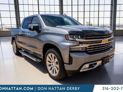 Used 2020 Chevrolet Silverado 1500 High Country AWD/4WD image 32