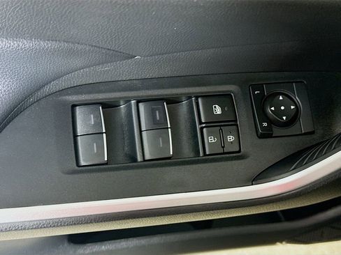 Certified 2024 Toyota RAV4 Hybrid Woodland image 18