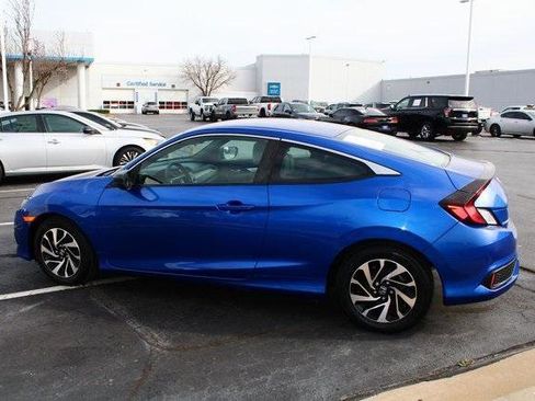Used 2018 Honda Civic LX image 8