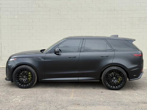 Used 2024 Land Rover Range Rover Sport AWD/4WD image 7