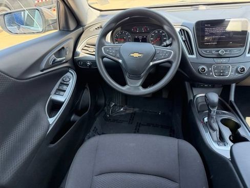 Used 2024 Chevrolet Malibu LT FWD image 10
