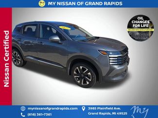 Used 2025 Nissan Kicks SV w/ Charging Package 360° Tour