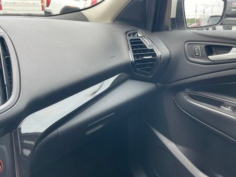 Used 2019 Ford Escape Titanium FWD image 27