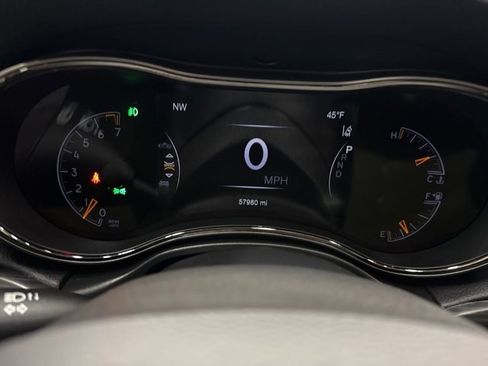 Used 2020 Jeep Grand Cherokee Limited X image 18