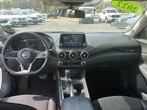 Used 2022 Nissan Sentra SV image 13