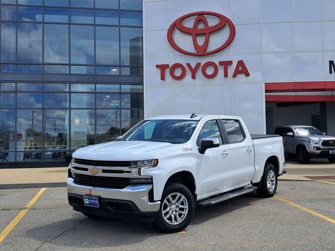 Used 2022 Chevrolet Silverado 1500 LT AWD/4WD image 1