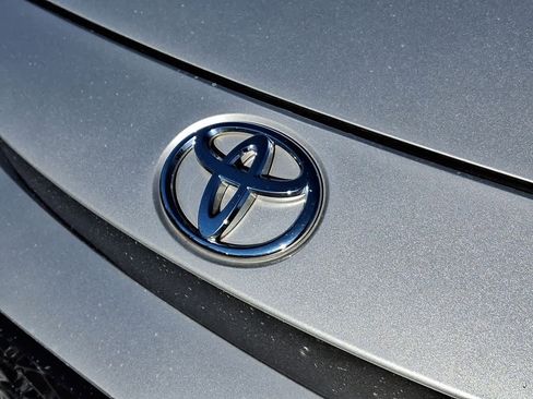 Used 2023 Toyota Corolla SE image 28