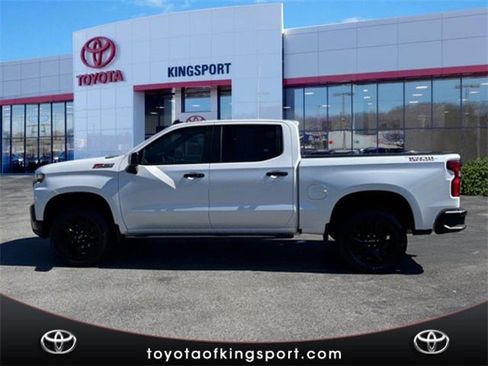 Used 2022 Chevrolet Silverado 1500 LT Trail Boss w/ LT Trail Boss Premium Package image 2