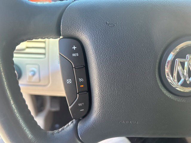 Used 2006 Buick Lucerne CXS w/ Driver Confidence Package FWD image 17