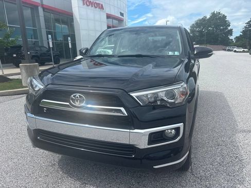 Used 2017 Toyota 4Runner Limited AWD/4WD image 13