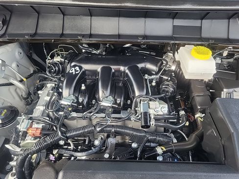 Used 2026 Nissan Pathfinder Platinum AWD/4WD image 9