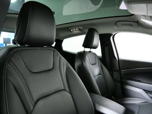 Certified 2025 Ford Mustang Mach-E Premium RWD image 11