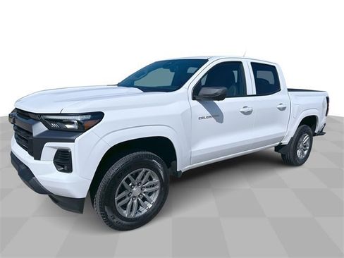 New 2025 Chevrolet Colorado LT w/ LT Convenience Package image 4