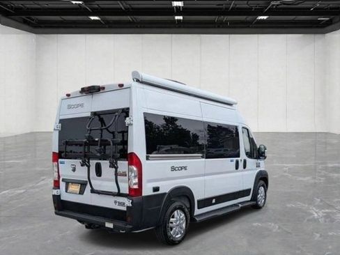 Used 2021 RAM ProMaster 1500 w/ Convenience Group FWD image 5