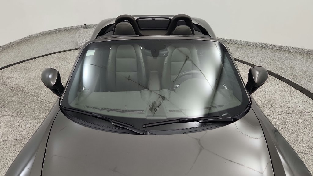 Used 2017 Porsche 718 Boxster RWD image 17